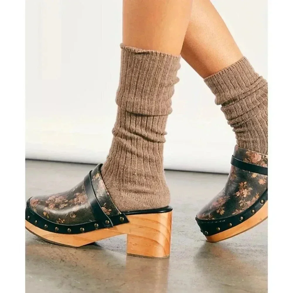 New Free People Calabasas Floral Wooden Clogs Black Womens 7
